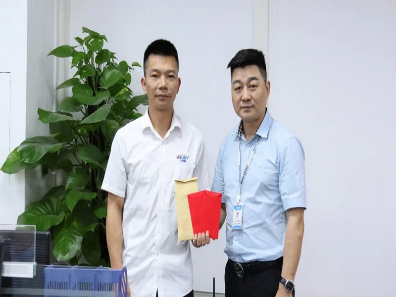 真情系員工，關(guān)懷暖人心丨華邦瀛集團(tuán)領(lǐng)導(dǎo)向因車禍?zhǔn)軅膯T工家屬致以關(guān)切慰問！